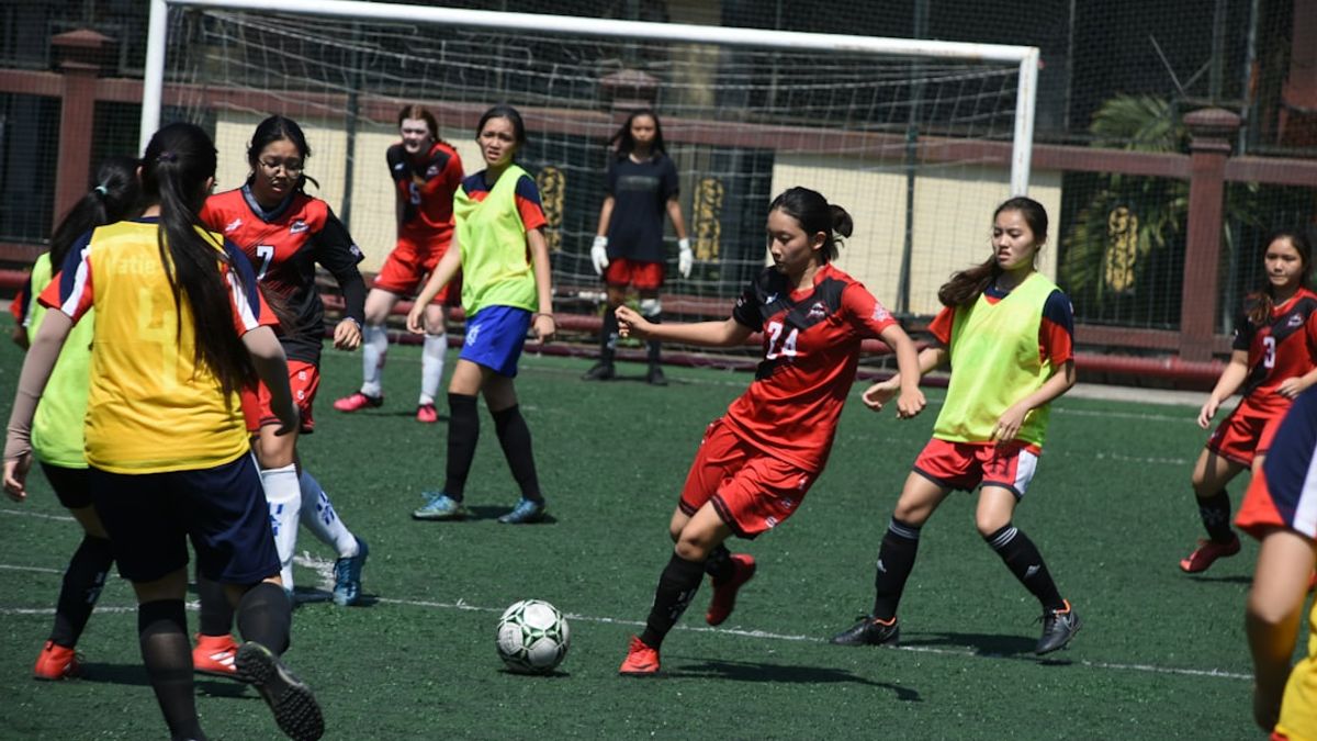 Iran’s playing style is a fascinating blend of agility, precision, and strategic depth.