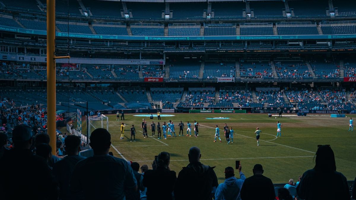 Iranian women athletes - Iranian Women Athletes Break New Ground with Histo
