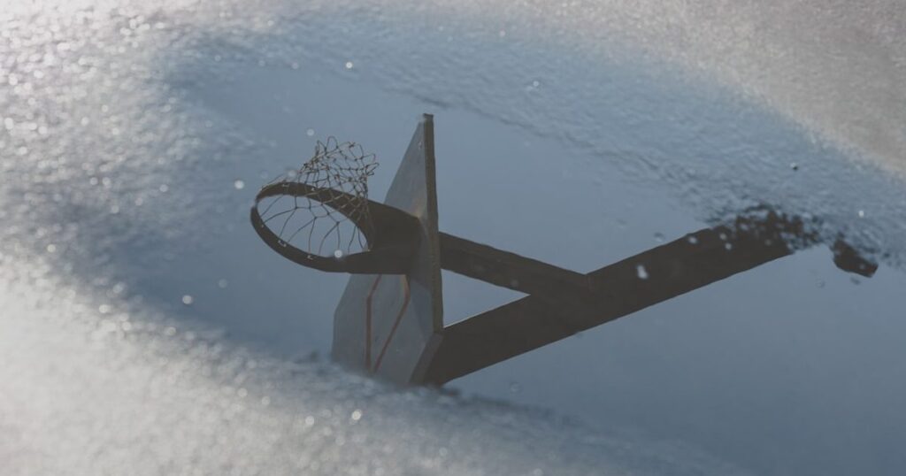 The Western Conference Playoff Picture: Thunder, Lakers, and the Fight for Seeding