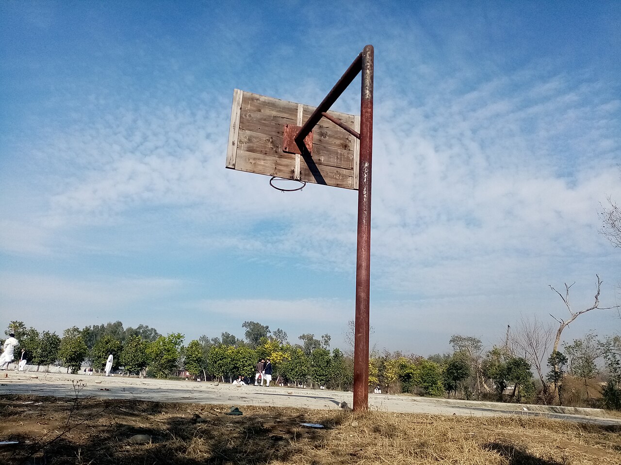 basketball court game (foto: Atif Jan / CC BY-SA 4.0, Wikimedia Commons)