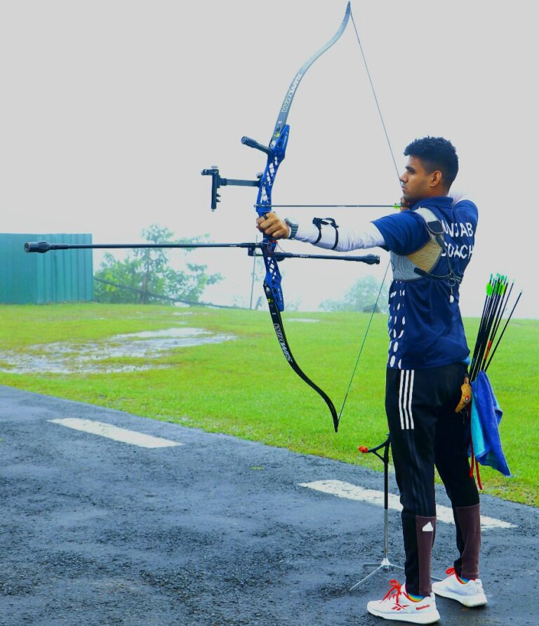 Zahra Nemati Shot One Technique Across Two Competition Programs